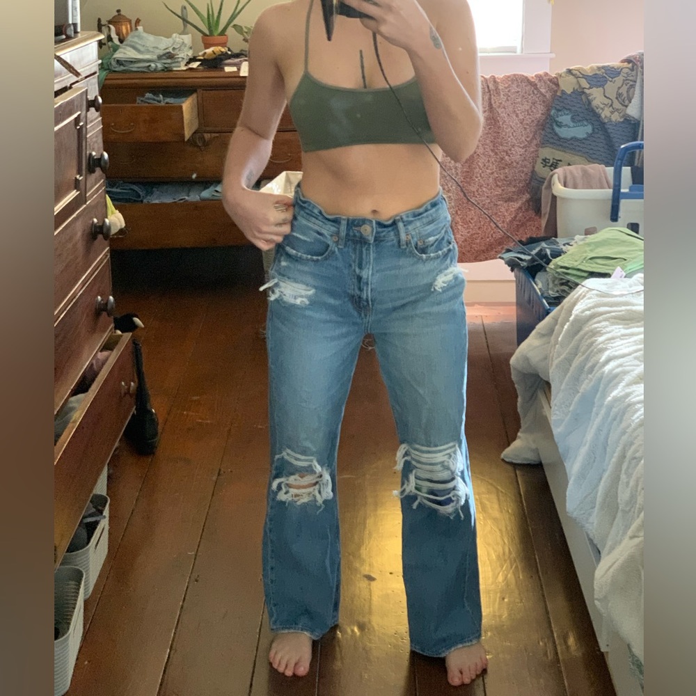 American Eagle Distressed Jeans